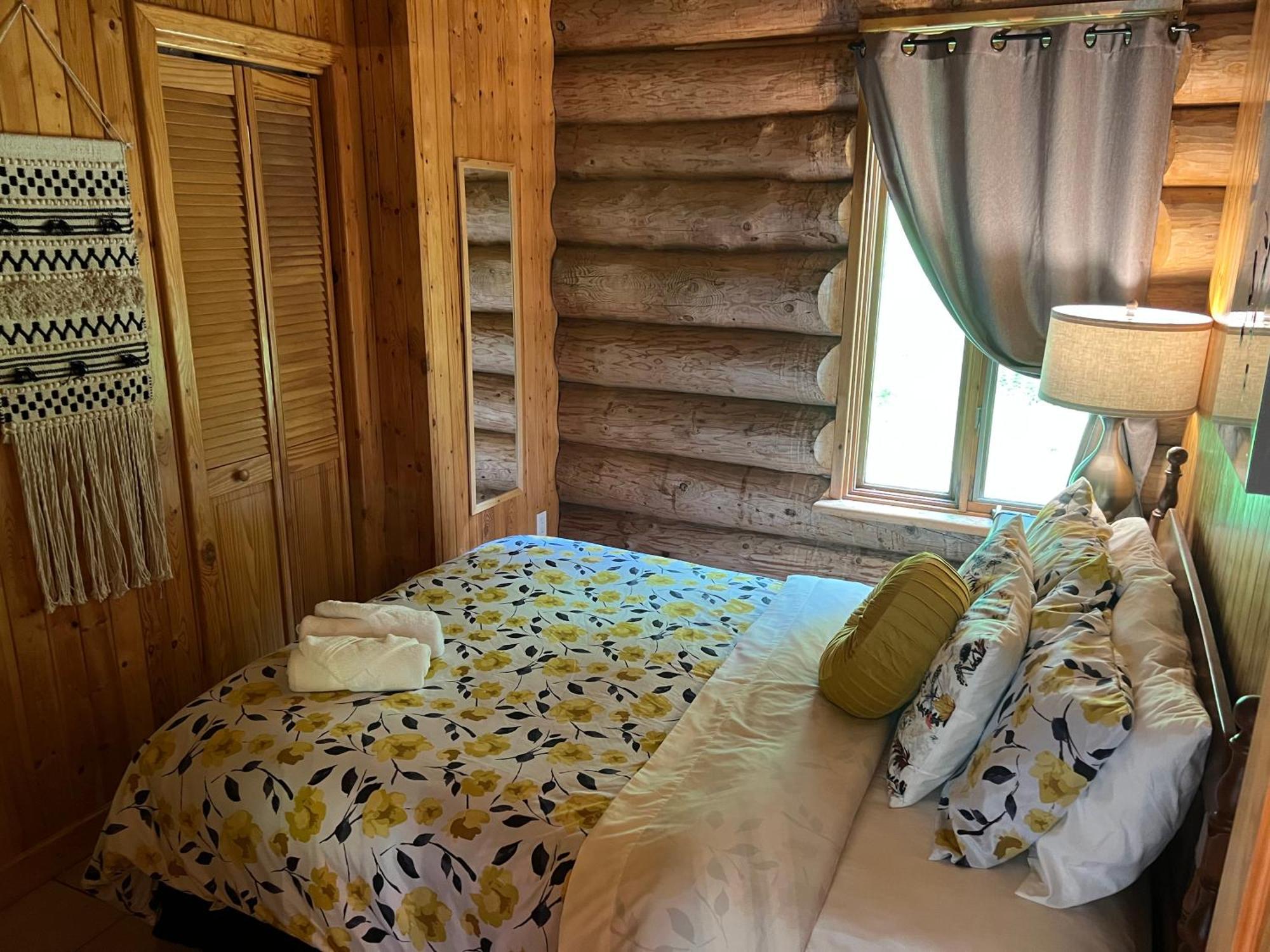 Chalet Terre De L'orme With Tucked Away In Nature *
