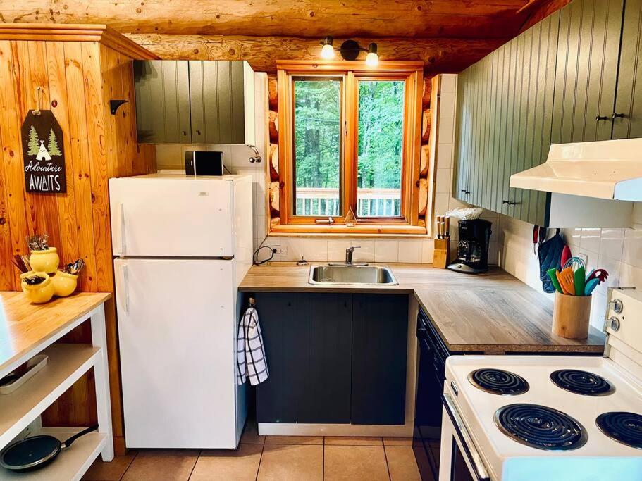 Terre De L'orme With Tucked Away In Nature * Saint-Gabriel-De-Valcartier